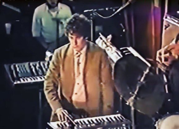 Stan_Ridgway's tweet photo. Timewarp! Claw-method at the #keyboards playing my songs “On Interstate 15” “Call Of The West” back in ‘83 opening for the great #Devo in their 3D concert #farfisa #80smusic #mexicanradio #stanridgway #callofthewest #wallofvoodoo visit our music vault: https://t.co/kdoJpXvgmm https://t.co/BMsc3Dr7Bg