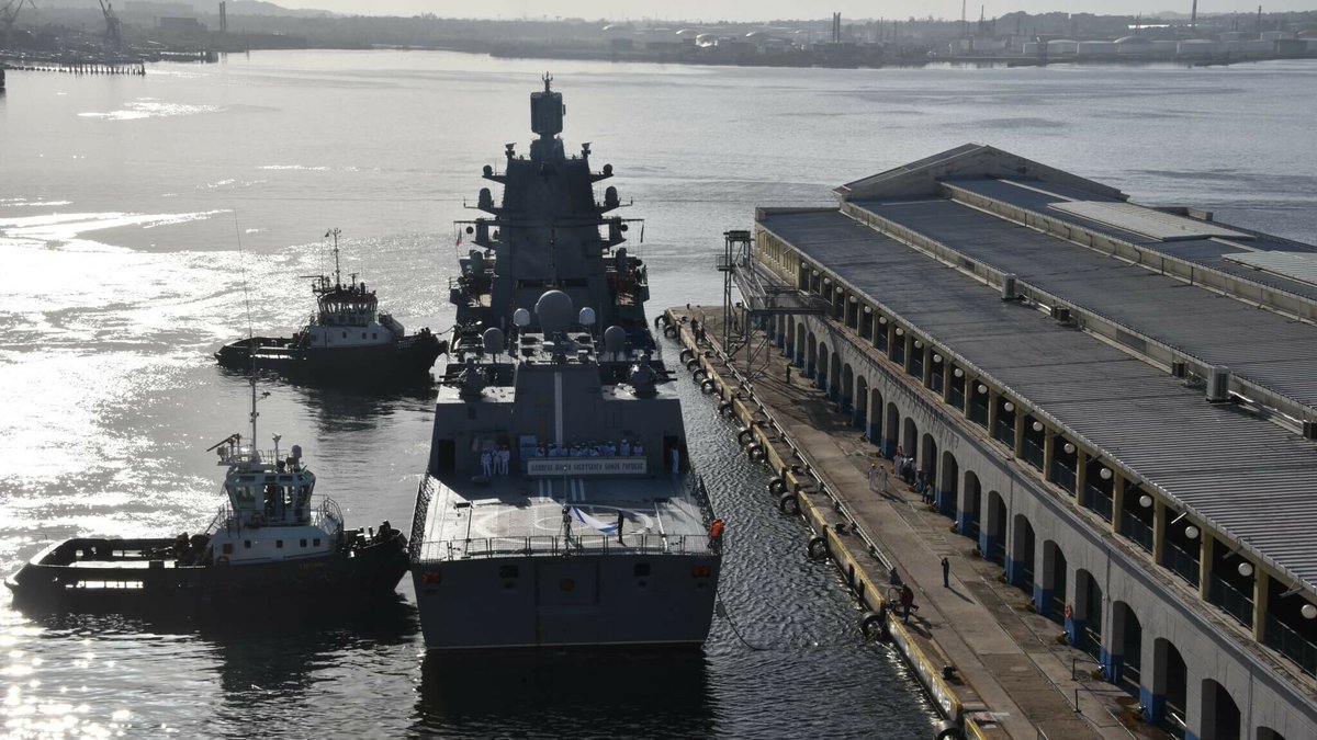 🔴 ALERTE INFO
La Russie va envoyer des navires de guerre et un sous-marin nucléaire à Cuba "la semaine prochaine"
l.bfmtv.com/N28t
