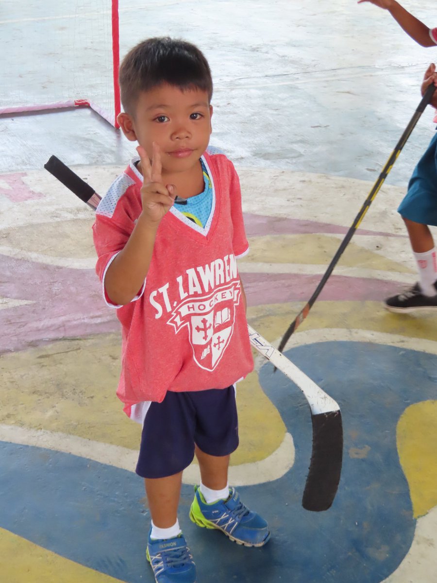 Tigman Village repping Saints merch with pride❤️🤎 Thank you to <a href="/SLU_whockey/">St. Lawrence Women's Hockey</a> for making a donation to the children in Tigman Village!