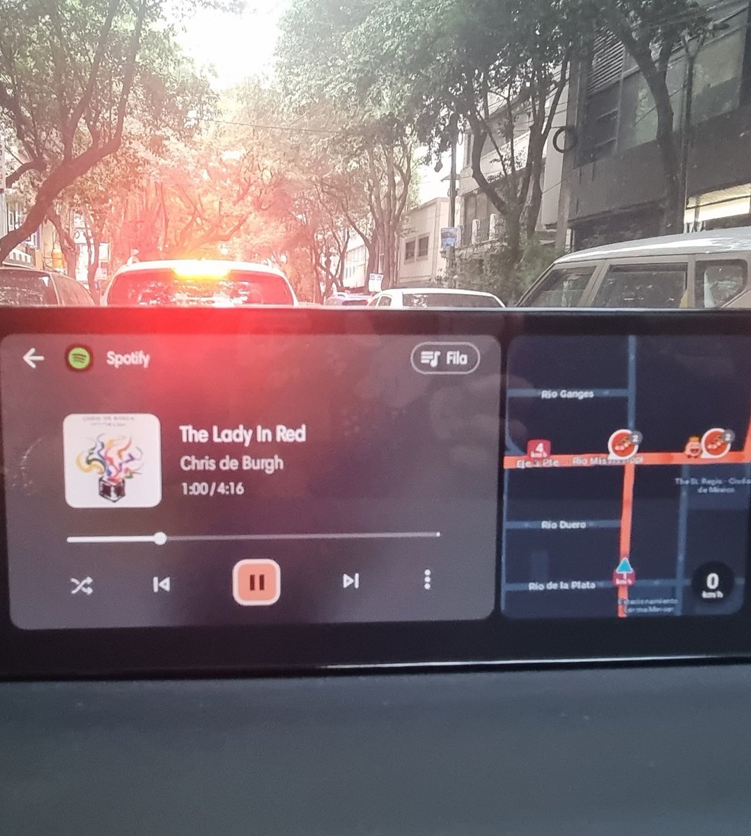 CynAIs21's tweet photo. No importa la época, hora, día, lugar. The lady in Red es LA canción ❤️
#OldiesButGoldies https://t.co/aOZ3Wyfzby