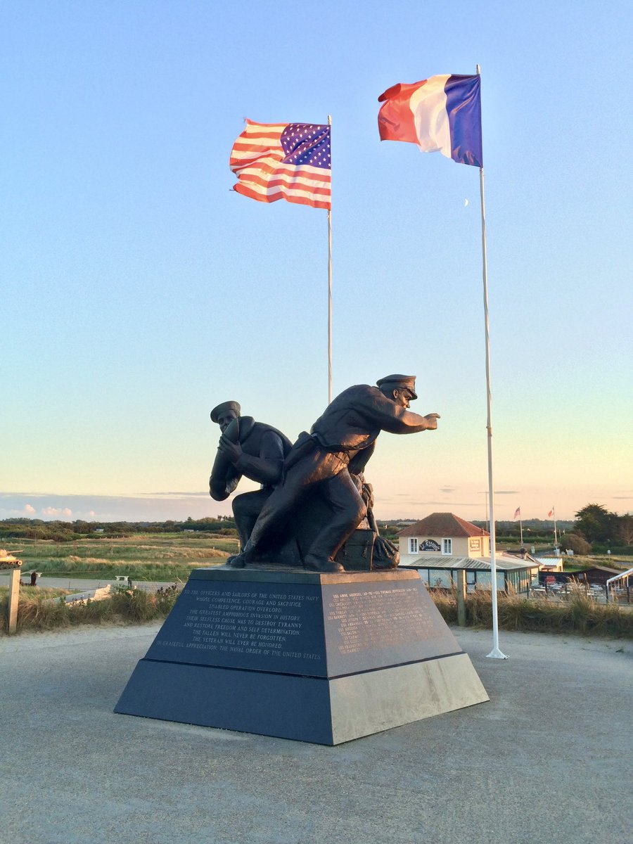 kellypforwi's tweet photo. A remembrance to all the soldiers who bravely fought on this historic day 80 years ago. You are the reason we still have democracy today. Your sacrifice will never be forgotten. https://t.co/5knj1U1hoR