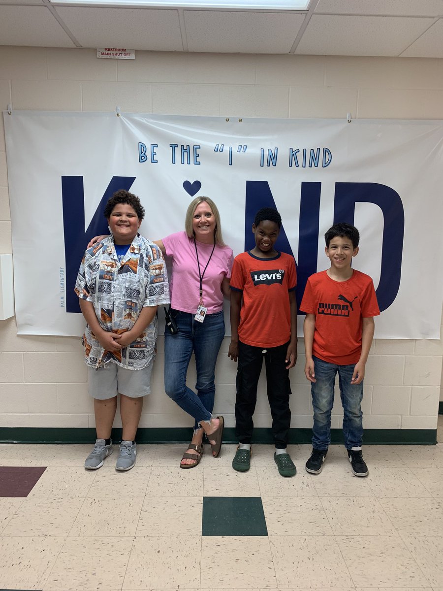 PalmElementary's tweet photo. 6 years with these kiddos. Man will they be missed!! Once a Palm Titan, always a Palm Titan. 💙🩶🤍 https://t.co/f6wNPytMTn