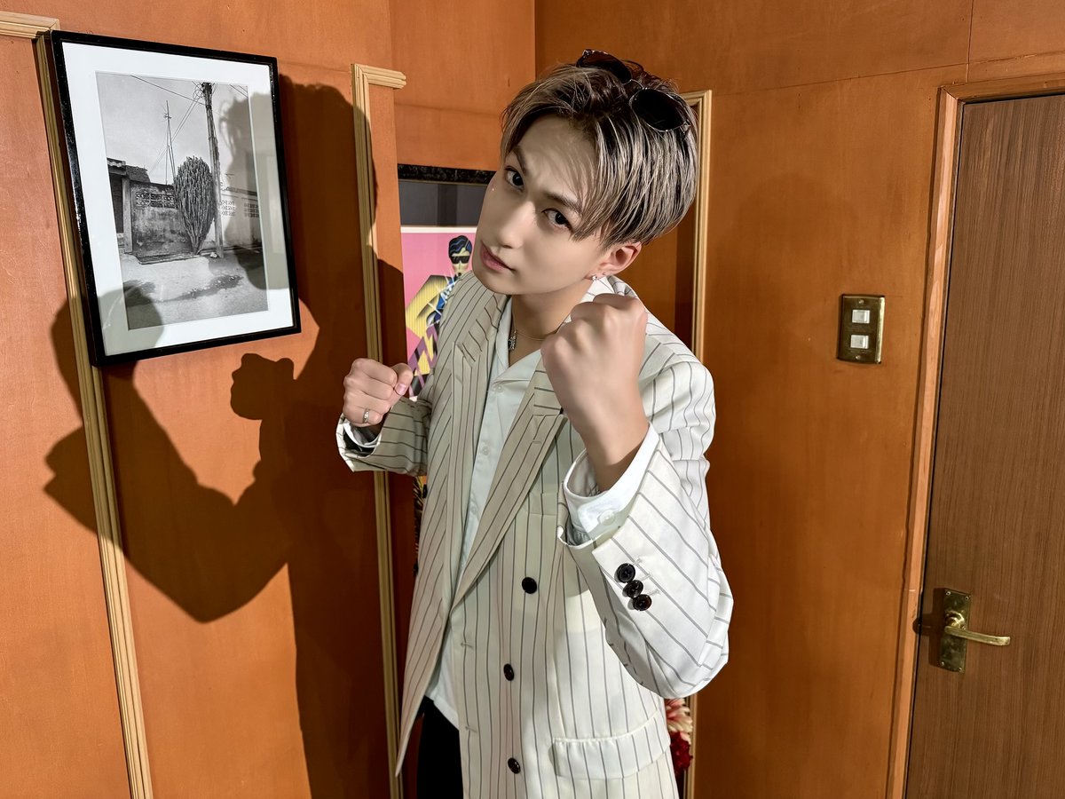 Supdra_staff's tweet photo. #いつかの
#スパドラ
#SUPERDRAGON

 #池田彪馬 BIRTHDAY PHOTO SET＆プロデュースグッズ
スタダ便受注販売中！✨

2ショットチャット会応募券付き生写真セットも販売中です🔥

🔗 https://t.co/FKH0Q2xBvy https://t.co/P1ktOIGvPR