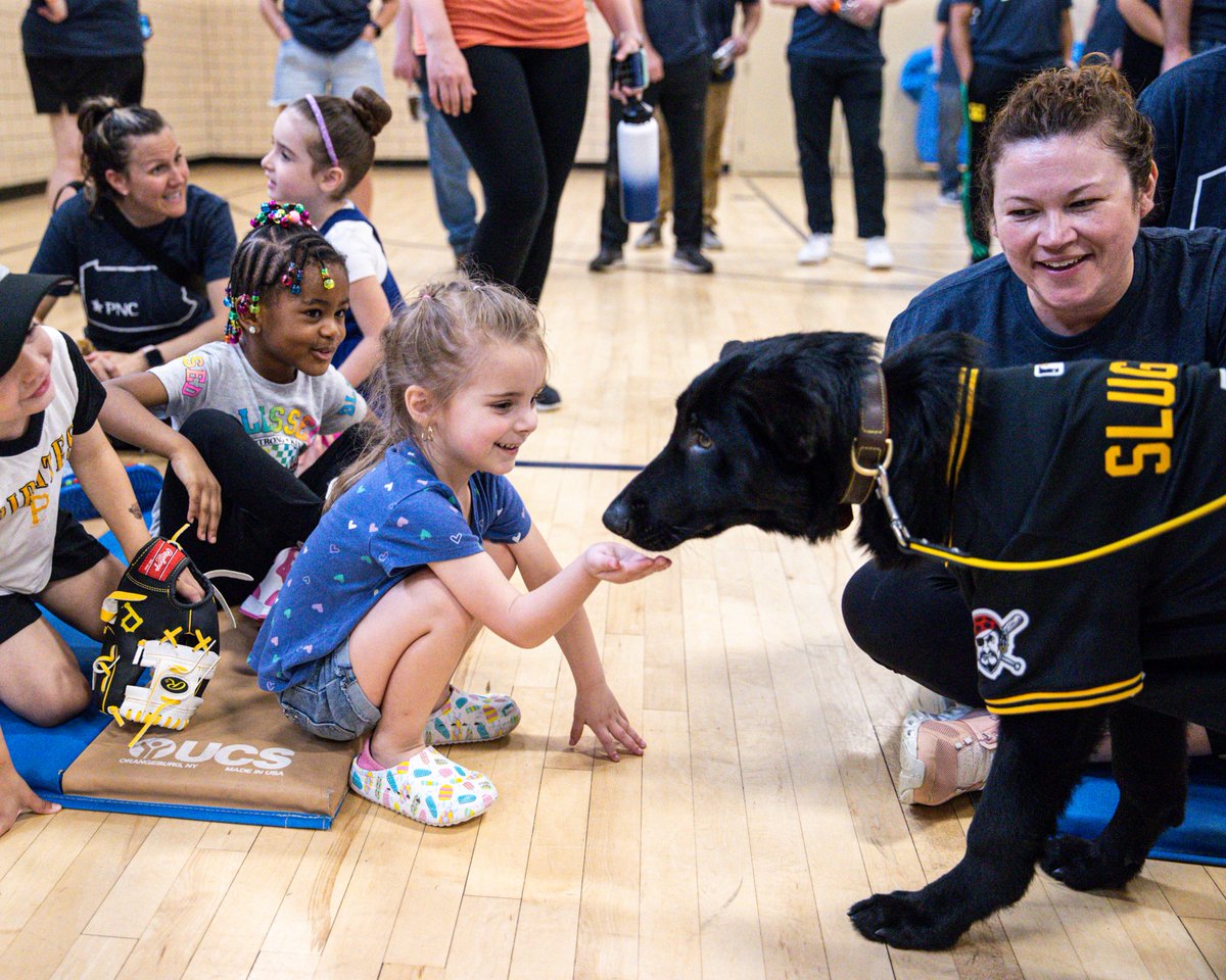 PiratesPup's tweet photo. Yesterday I stopped by Providence Connections with Connor Joe and @Pirate_Parrot to visit with their students as part of the @PNCBank Grow Up Great program! #PNCGrowUpGreat https://t.co/wlojgZzzdf