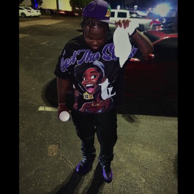 wilBfreshh's tweet photo. I’m chillin , I’m good, I’m straight https://t.co/cPY2ErkUGW