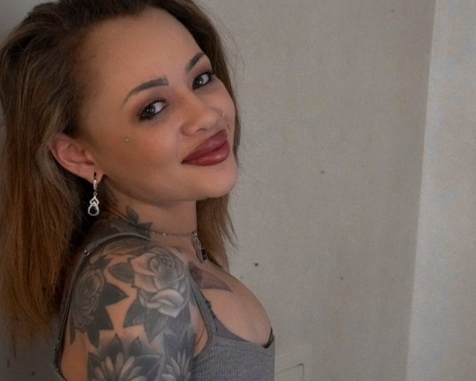 Close ups 🎥 https://t.co/9CkYTpnmE5<a href="/tag/exxxotica"class="tags"><span>#exxxotica</span></a>
