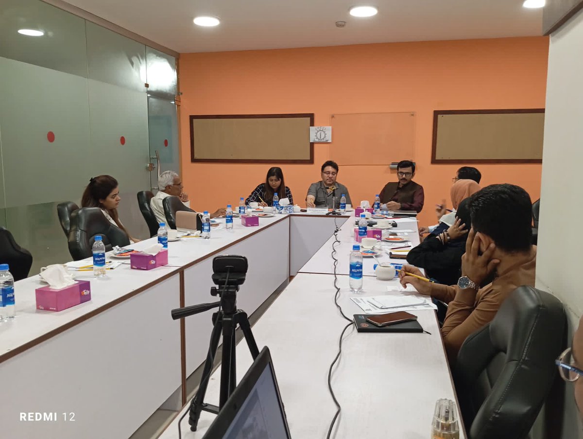 PTCCSindh's tweet photo. PTCCS WNTD'24 | Table Talk Discussion Health Experts &amp; Businessman on Tobacco Control at Federation of Pak. Chambers of Commerce &amp; Industries  @FPCCIOfficial  #PTCCS #worldnotobaccoday #tobaccofreegeneration #tobaccofreesindh @FCTCofficial @WHO @VitalStrat @khashmi76 @federal_tcc https://t.co/Dma7pYlXI4