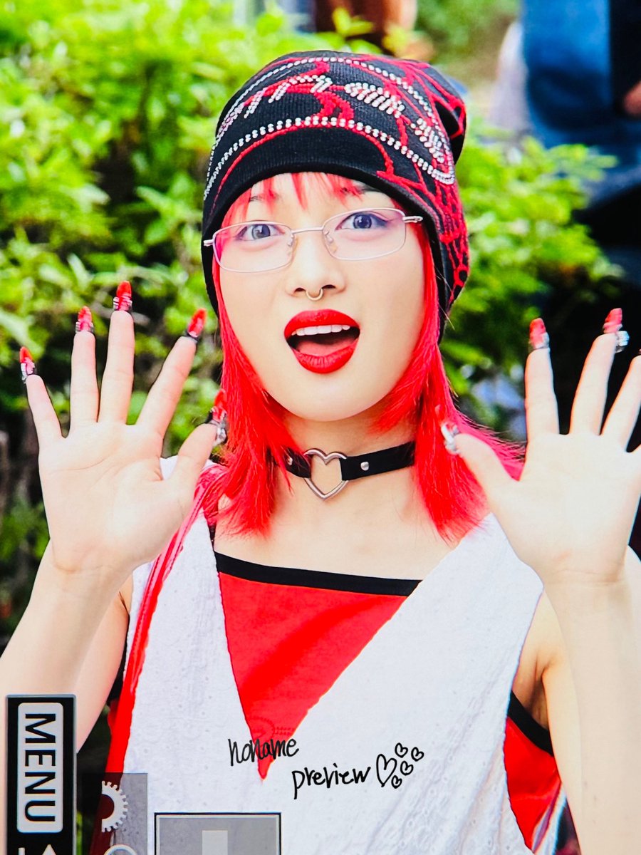 にしてもこんだけ赤が髪から抜けないのすごい。カラーシャンプーとかし