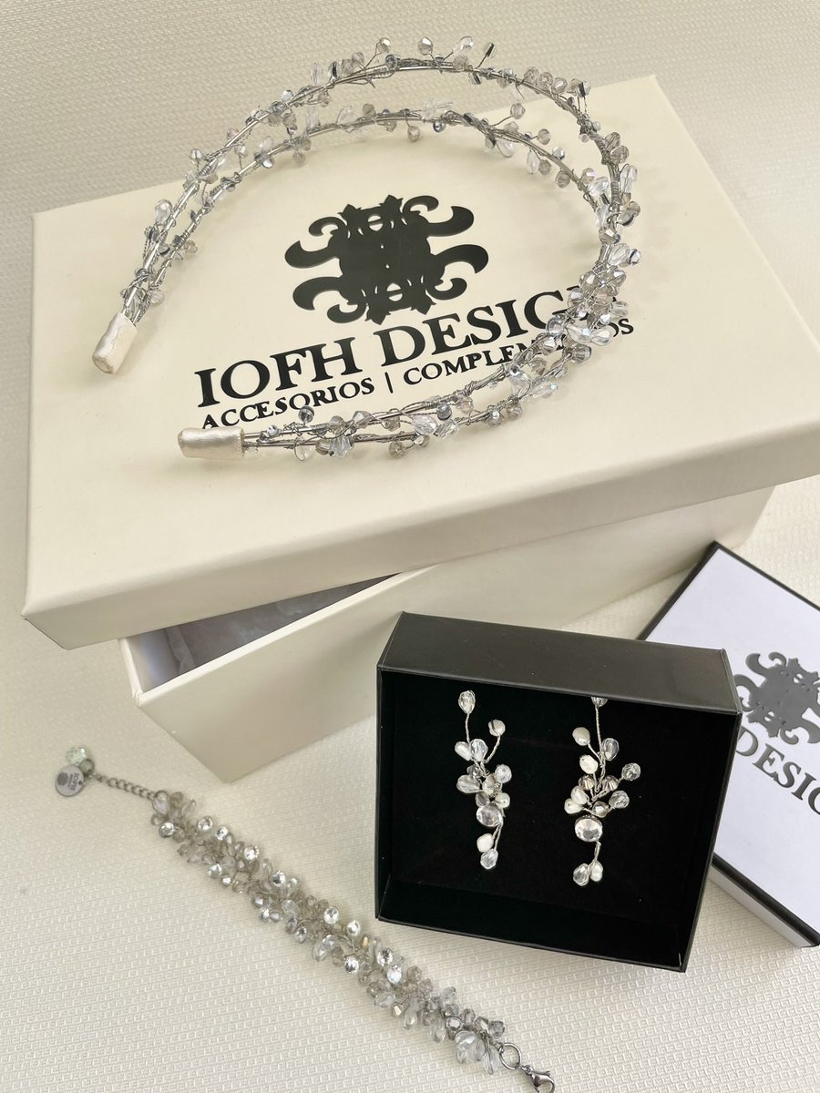 IOFHM's tweet photo. IOFH EXCLUSIVO 
Conoce nuestra linea #iofhexclusivo , piezas únicas y fabricadas totalmente a mano.
Diseñado especialmente para ti con toda la esencia de IOFH que nos caracteriza #iofh  #jewellery #jewels #noviasdiferentes #novias #noviasconestilo #diseñomexicano #mexicandesign https://t.co/SbgDBtGLEm