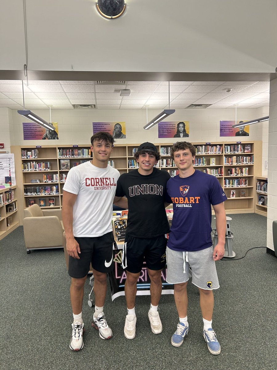 Coach_Ohnsman's tweet photo. Started this last year, glad we could get a couple of them (a few couldn’t make it) that will go on to college, military or workforce next year! Congrats seniors and good luck!
#together https://t.co/mTy140eVtD