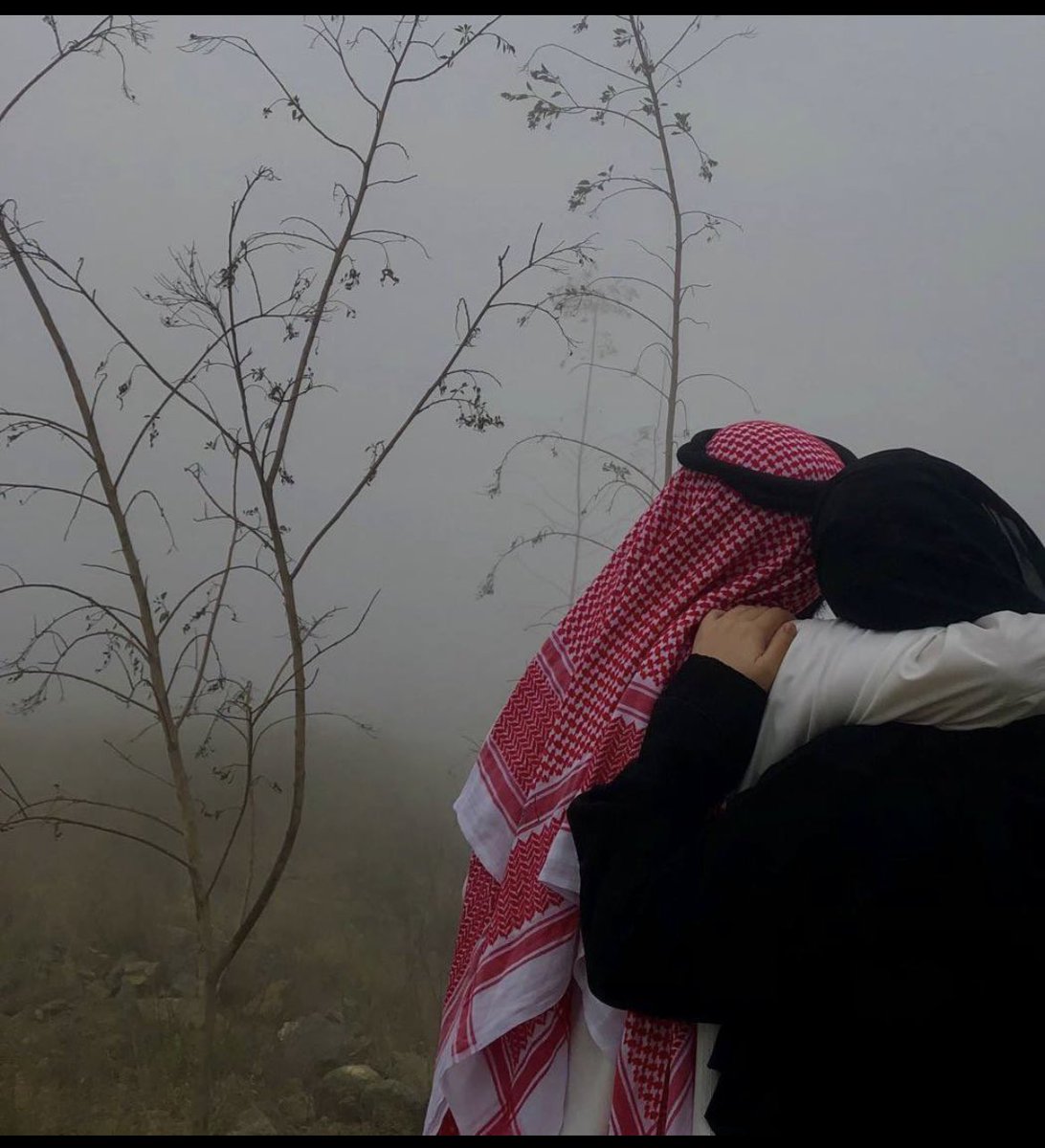 rayan0506's tweet photo. أبي عمري وعمرك يجي من ثلاث أرقام
" وحنا على الحب وعلى هقوة الهاقي " https://t.co/nQgbikvf07