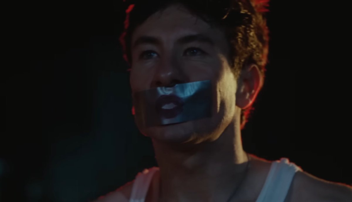 ㅤ 
ㅤ 
Louis Mantovani é a ESTRELA do novo clipe de Stella Collens.
ㅤ 
ㅤ