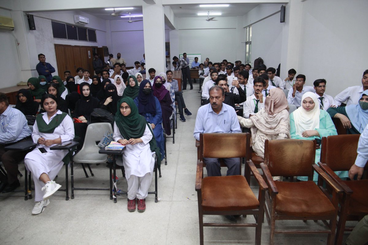 PTCCSindh's tweet photo. PTCCS WNTD'24 | Youth Engagement Dialogue on Tobacco Control was organized at Aligarh Institute of technology by Provincial Tobacco Control Cell #PTCCS #WorldNoTobaccoDay #tobaccofreegeneration #tobaccofreesindh @FCTCofficial @WHO @VitalStrat @khashmi76 @tanveerHRYO @federal_tcc https://t.co/nDFZXIc2pv