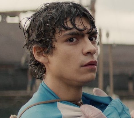 curlydomm's tweet photo. He needs someone to come clean him up… https://t.co/fYvWyRjdtV
