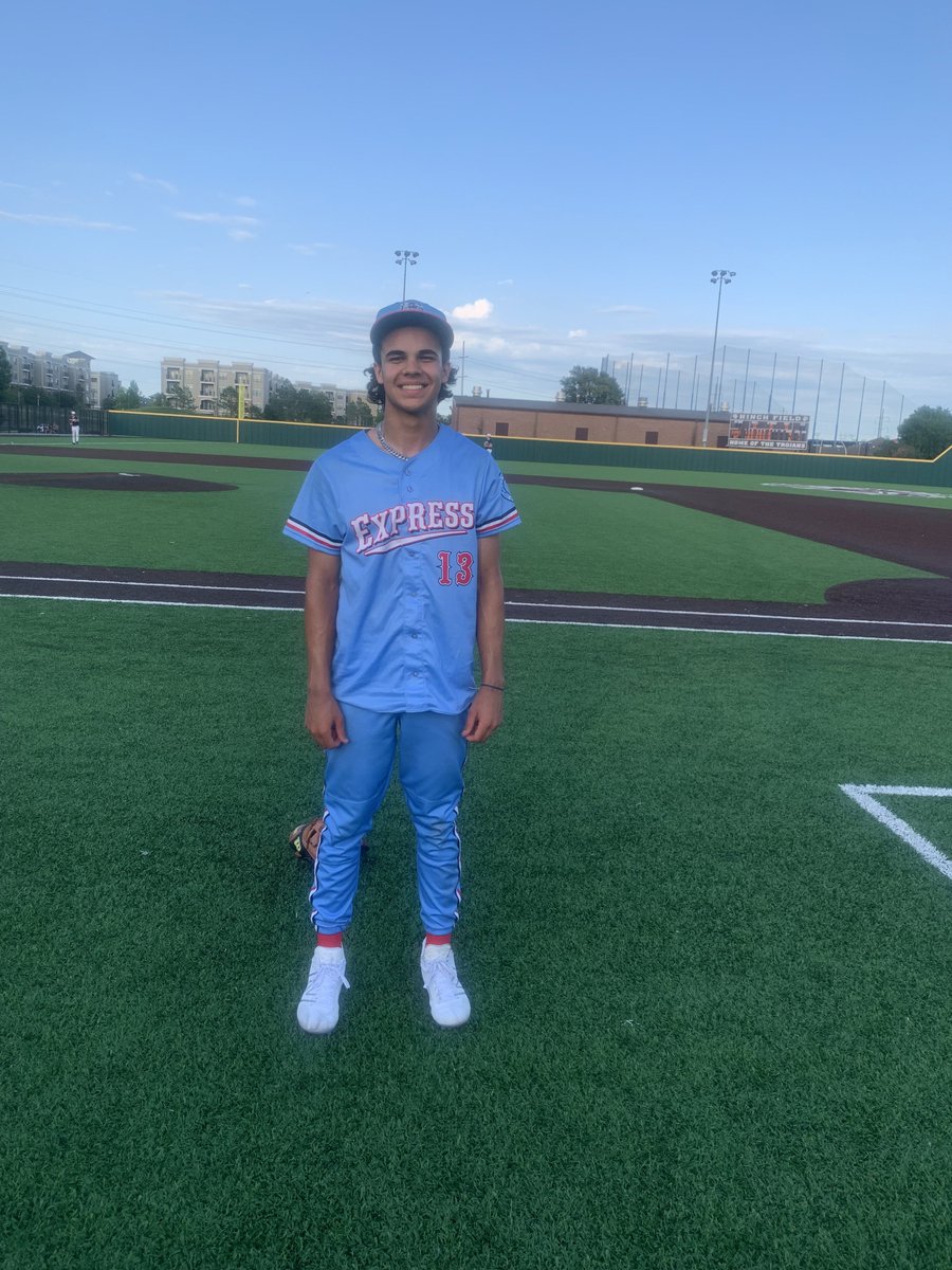 FiveToolOK's tweet photo. F: @OklahomaExpress Bagwell 9, US Nationals Southplaines 2025 6
PoG: @ZayaSmith13 3.1 IP, H, 4 K https://t.co/ATewP9zR6n