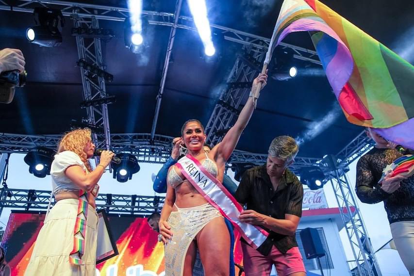 maripilyrivera's tweet photo. Llena de emociones, agradecimiento con cada uno de los que hizo esto posible y todos ustedes que me demuestran tanto amor 🫶🏾🏳️‍🌈 no hay palabras ❤️

@BoqueronOrgullo @pedrojulio https://t.co/lyWGug7Az1