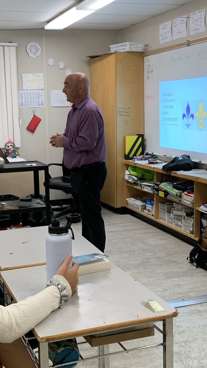 ⚜️Visiting several schools today with Mr. Martel to talk with Grade 8 students heading to the new French Immersion program <a href="/PaulDwyer_DC/">Msgr Paul Dwyer CHS</a> in the fall. 
<a href="/St_Chris_dcdsb/">St. Christopher</a> <a href="/SaintThomasAqui/">St.Thomas Aquinas</a> <a href="/StKateriOshawa/">St.KateriTekakwitha</a>