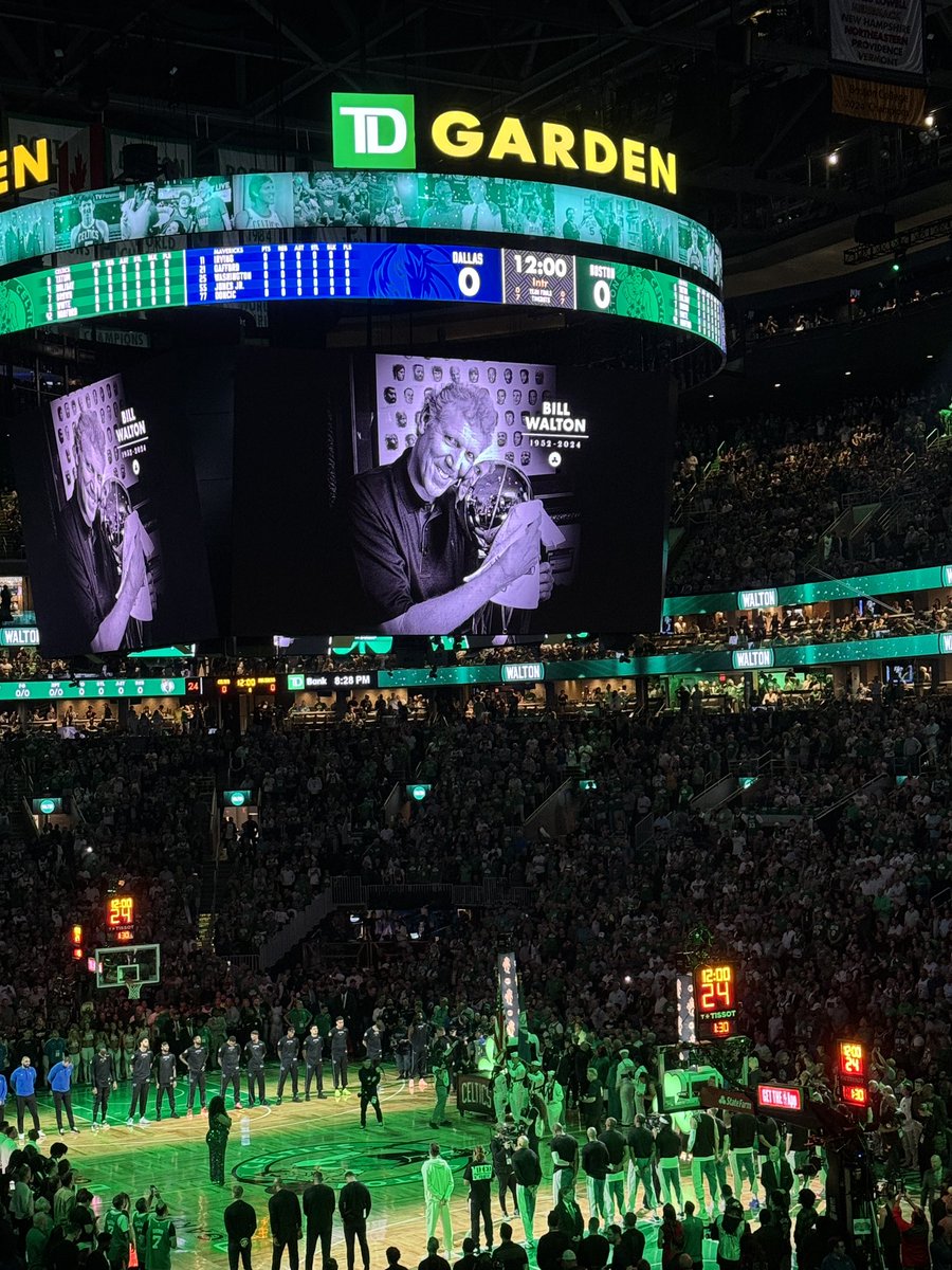 BriMarieD's tweet photo. RIP Bill Walton 🐐☘️🙏🏻 https://t.co/bHLOyvDs8V