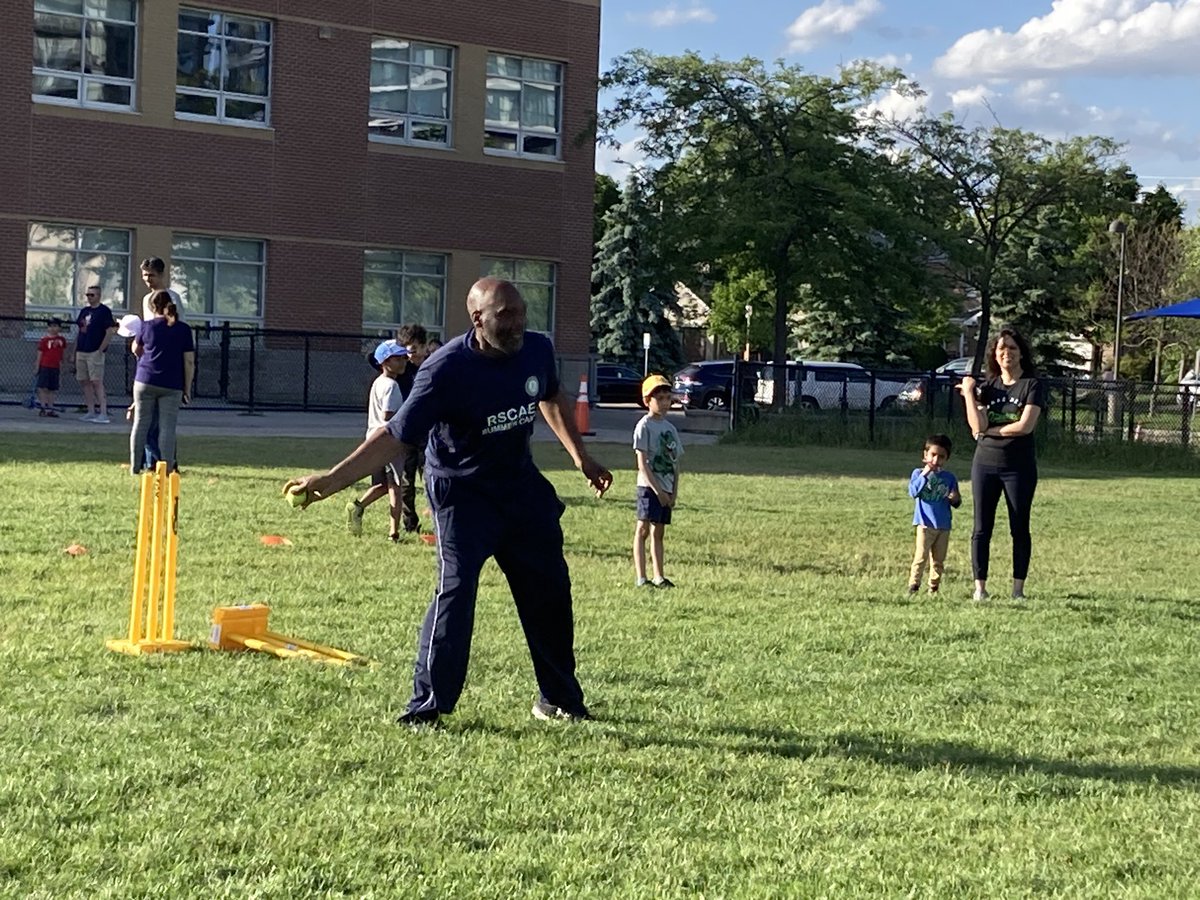 Cooksvilleps's tweet photo. Cricket anyone? Yes please! What a great night of family cricket. Our students rocked &amp; the parents weren’t bad either 😉Thanks to Mr. White &amp; Rising Star cricket for arranging the great weather &amp; night! 🏏 #cublife https://t.co/BhwzYBTUWc
