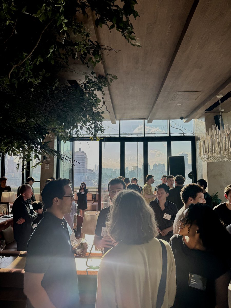 auchenberg's tweet photo. Fantastic @OpenAI event tonight here in NYC. Great vibes, and strong presence of founders building cool multimodal things with GPT 4o ✨

And thanks for the GPTini 🍸😜  #NYCTechWeek https://t.co/xfsGGAQ3zQ