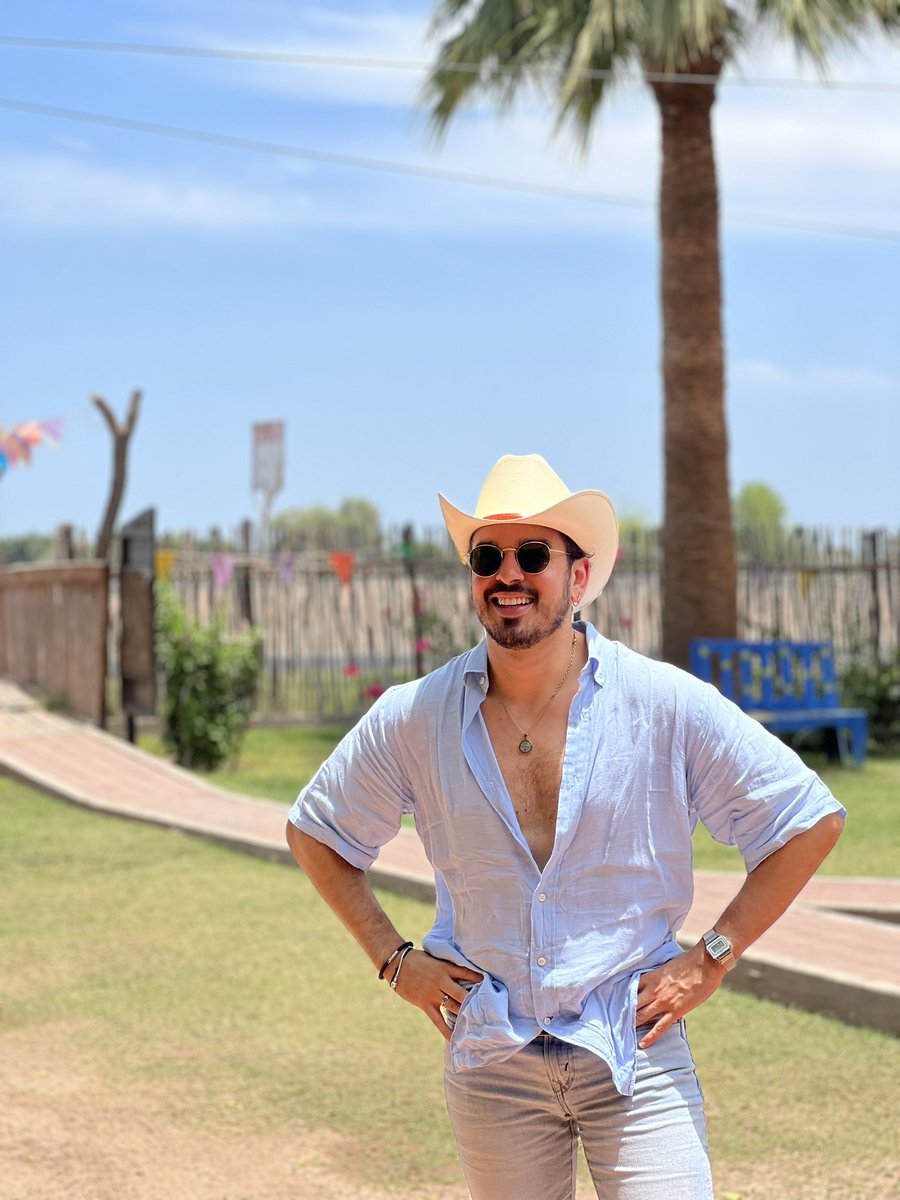 andresseuv's tweet photo. Tirenme una piedrita🌵❤️ no aguantamos la agusticidad https://t.co/gsgM3uyl2S