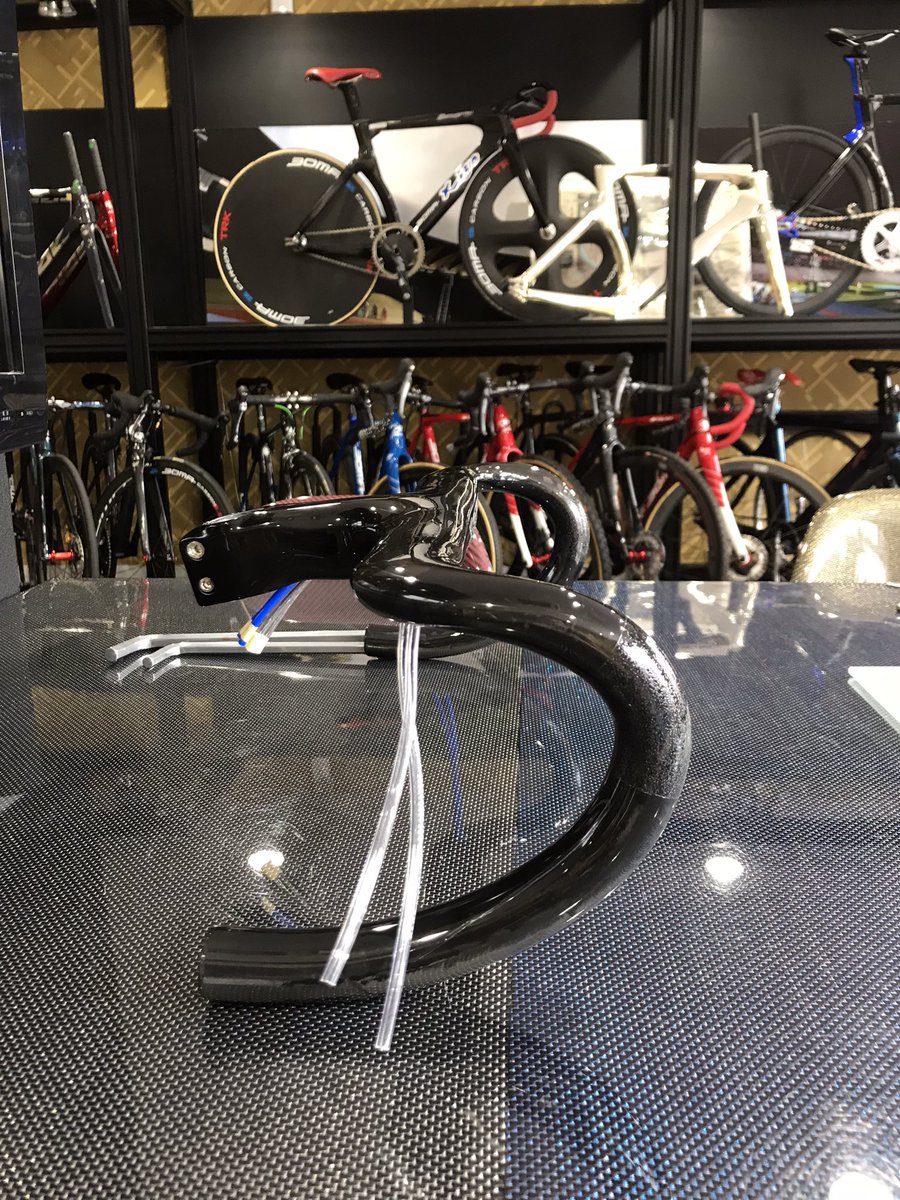 新商品紹介です！ STH-01 ステム一体型ハンドルです。 重量305g (395