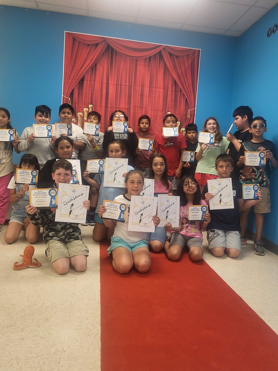 Red Carpet celebration for our Querido yo del Futuro... published authors. One more book written in the Spanish language for <a href="/MooreSchools/">Moore County Schools</a>, by our  <a href="/RobbinsRockets/">Robbins Rockets</a> 
Thank you, <a href="/studentreasures/">Studentreasures</a> 
<a href="/ParticipateLrng/">Participate Learning</a>