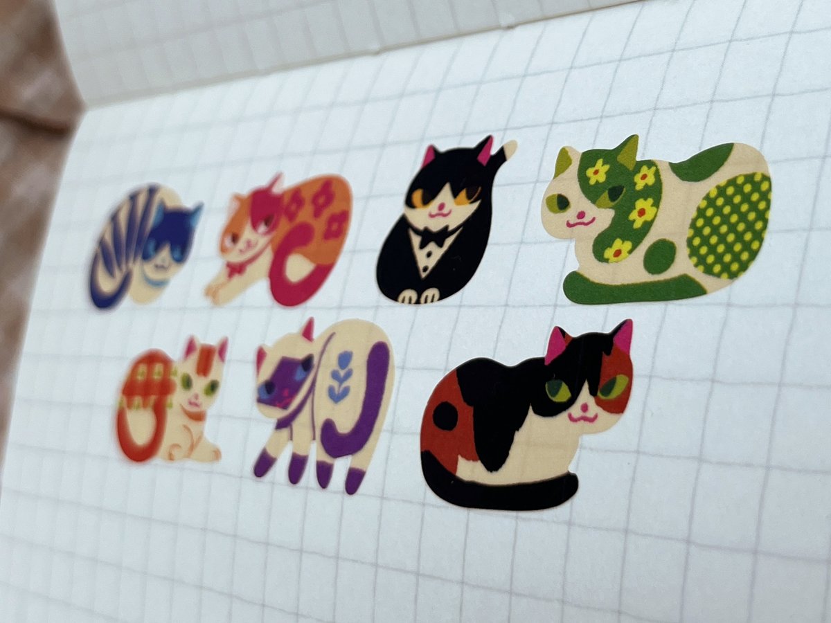 New to my shop: Beaniature overlap washi stickers! Based off of my beaniature designs 😽 These are individual stickers printed on washi paper that come in a roll, each roll contains 80 stickers of 6 unique designs. I'm really happy with the way they turned out!
