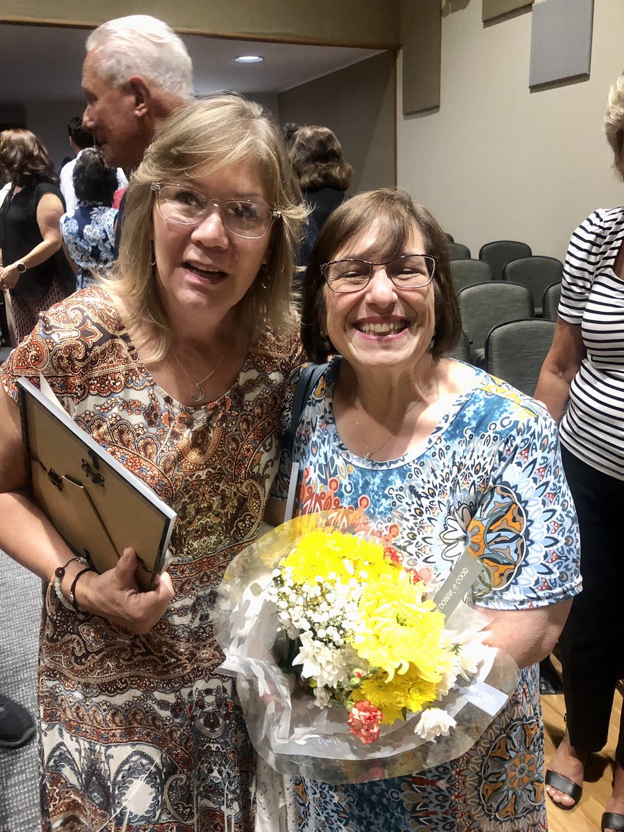 Congratulations to our retirees, Mrs McCue and Mrs. Conboy! Here’s to a happy and healthy retirement! 
#Dumontdistrict
 #Honisshawks 
#Retirement