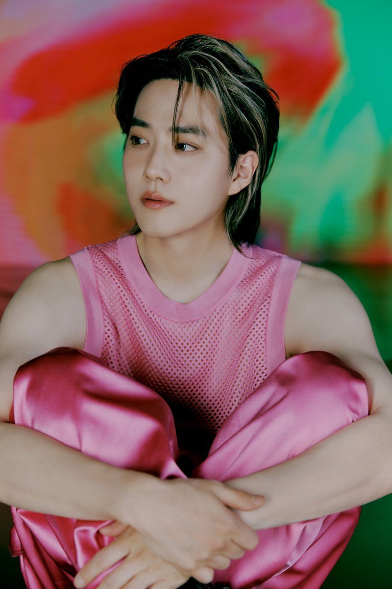 weareoneEXO's tweet photo. 엑소 수호, 5월에 이어 6월에도 '수호의 달'은 계속된다!
점, 선, 면으로 가득 채운 열일 행보! 페스티벌, 투어까지 쉼 없는 활약 이어간다!

https://t.co/gCHuiA1TVp

#SUHO #수호
#EXO #엑소 #weareoneEXO
#점선면 #수호_점선면
#수호_점선면_1to3 https://t.co/Z1cSJHCqLo