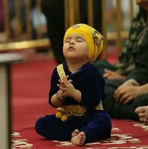 ਸਾਜਨ ਤੇਰੇ ਚਰਨ ਕੀ ਹੋਇ ਰਹਾ ਸਦ ਧੂਰਿ ॥
ਨਾਨਕ ਸਰਣਿ ਤੁਹਾਰੀਆ ਪੇਖਉ ਸਦਾ ਹਜੂਰਿ ॥

#ਵਾਹਿਗੁਰੂ 🙏❤