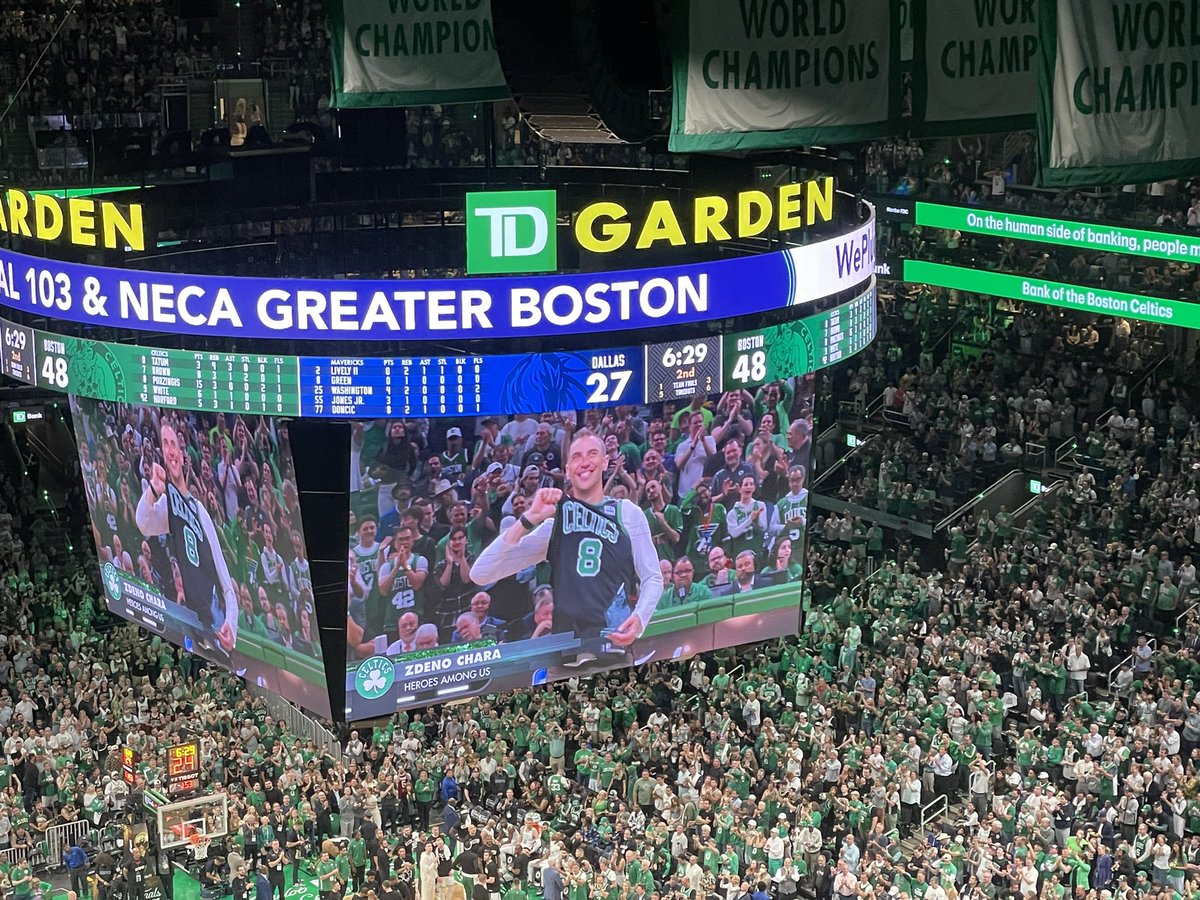 smclaughlin9's tweet photo. Zdeno Chara, wearing a Porzingis jersey, is tonight’s “Heroes Among Us” for his work in the community. https://t.co/ufvK8sHV9O