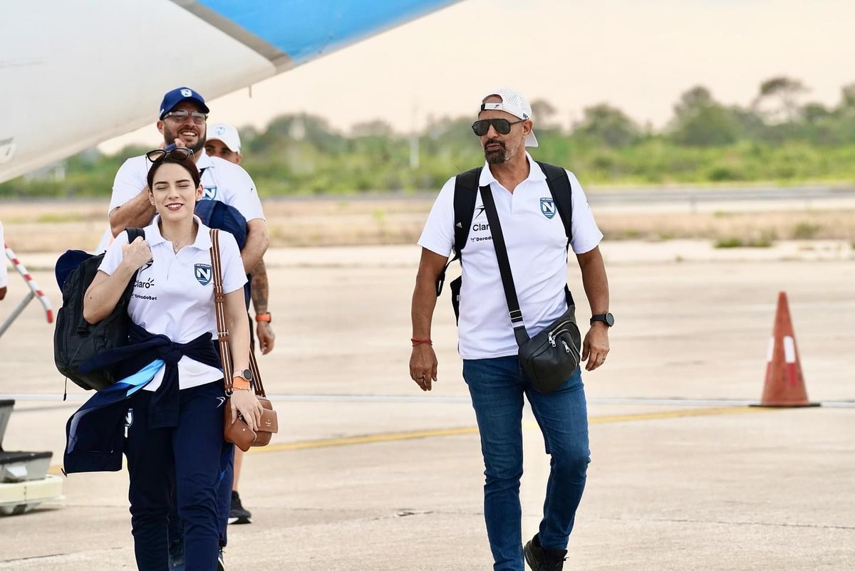 Canal6Nicaragua's tweet image. #Deportes6
La tarde de este jueves, nuestra Selección Nacional de Fútbol 🇳🇮 llegó a Belice 🇧🇿 para iniciar su preparación de cara al partido de este próximo sábado 8 de junio.

#SoyPuroPinolero #AzulBlancoAzul #Nicaragua