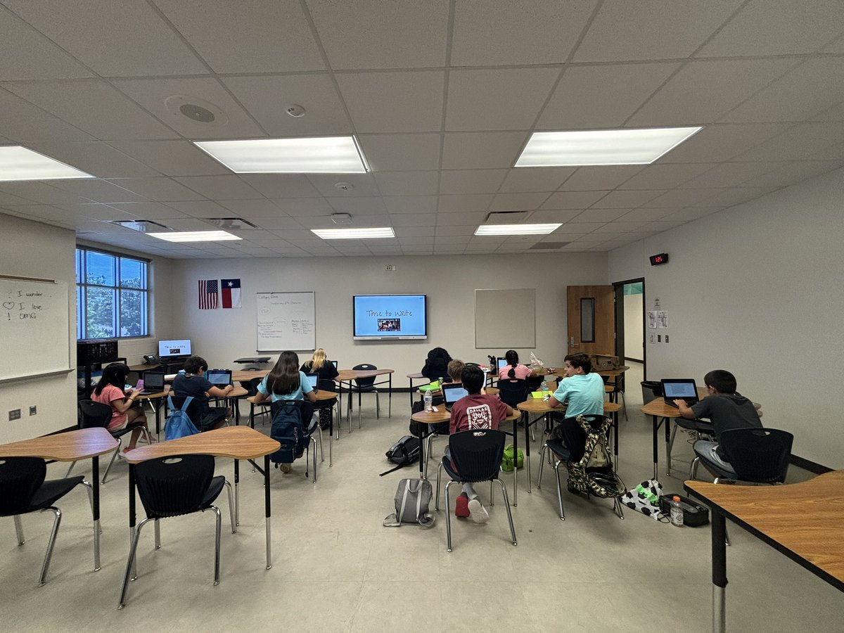AliciafBates's tweet image. It was such a pleasure visiting #WriteCamp facilitated by @NinaAnderson11 and @AmandaPalmer131. Today they were writing, revising, editing, and giving each other feedback. What a joy to see so many young writers honing their craft by choice during the summer!