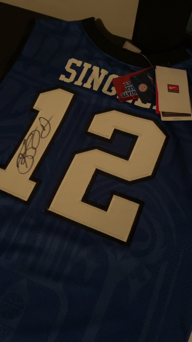 my mom told me she bought a giant memorabilia frame in great condition at a garage sale for $8 but that there was some random signed jersey in it 

I could’ve guessed 1000 different players across all sports and would never have landed on KYLE SINGLER