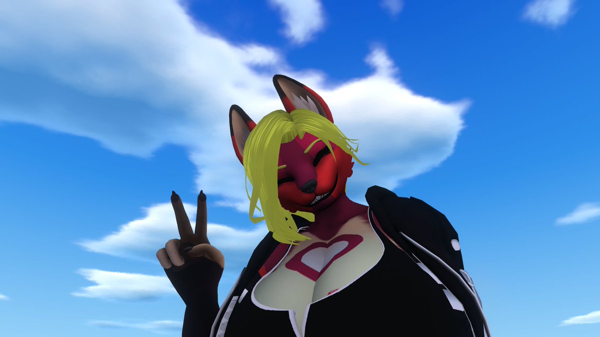 Lisalionheart2's tweet photo. If you see me at #furality come say hi https://t.co/uzZJodFiFA