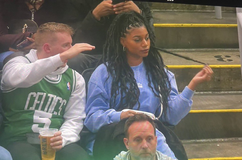 VH1PNUT___'s tweet photo. ' YOU THINK YOU THE SHIT YOU NOT EVEN A FART.. HAHA JUST KIDDIN IM DAVE ' https://t.co/O80XPcfNmg