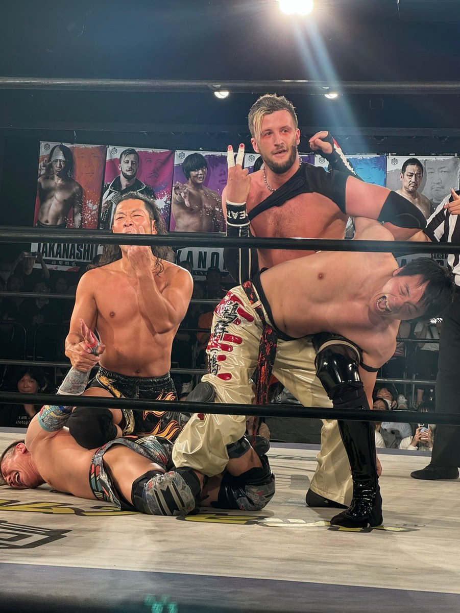 El_Soo218's tweet photo. 2024.6.5 DDT 新宿FACE
What are you doing 2024 TOUR
in SHINJUKU
CDK5周年おめでとう��ざいます!!!
#ddtpro
#CDK5th
#クリス・ブルックス 選手
#高梨将弘 選手 https://t.co/aj5XpTDfTS