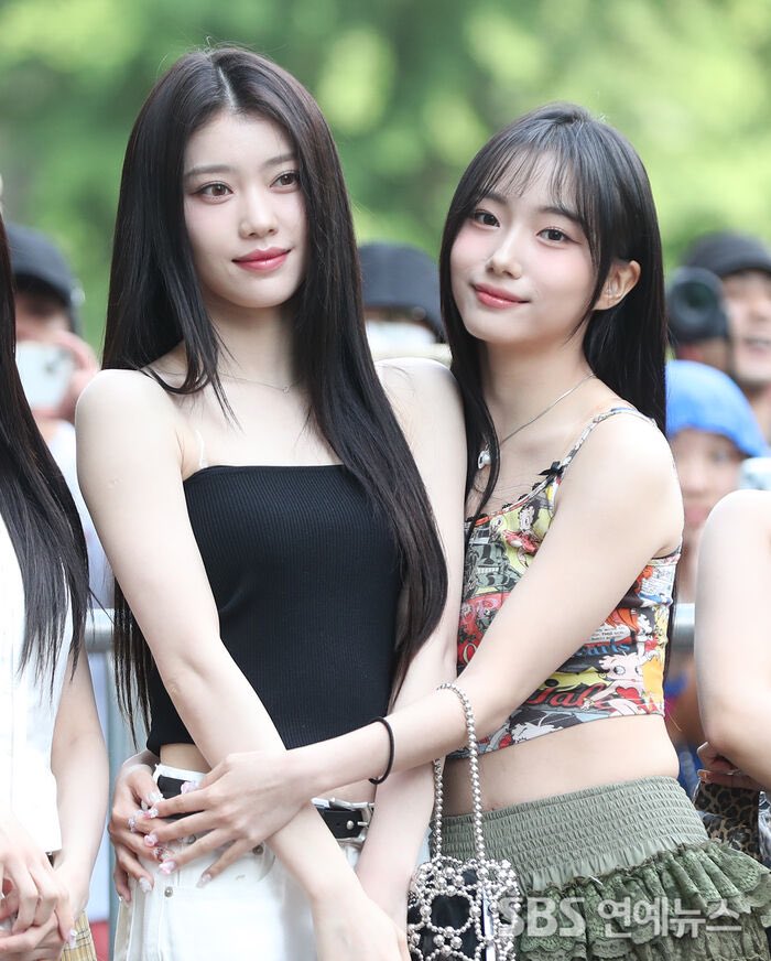 _prxey's tweet photo. 여자는행복해 https://t.co/pncA36a1CU