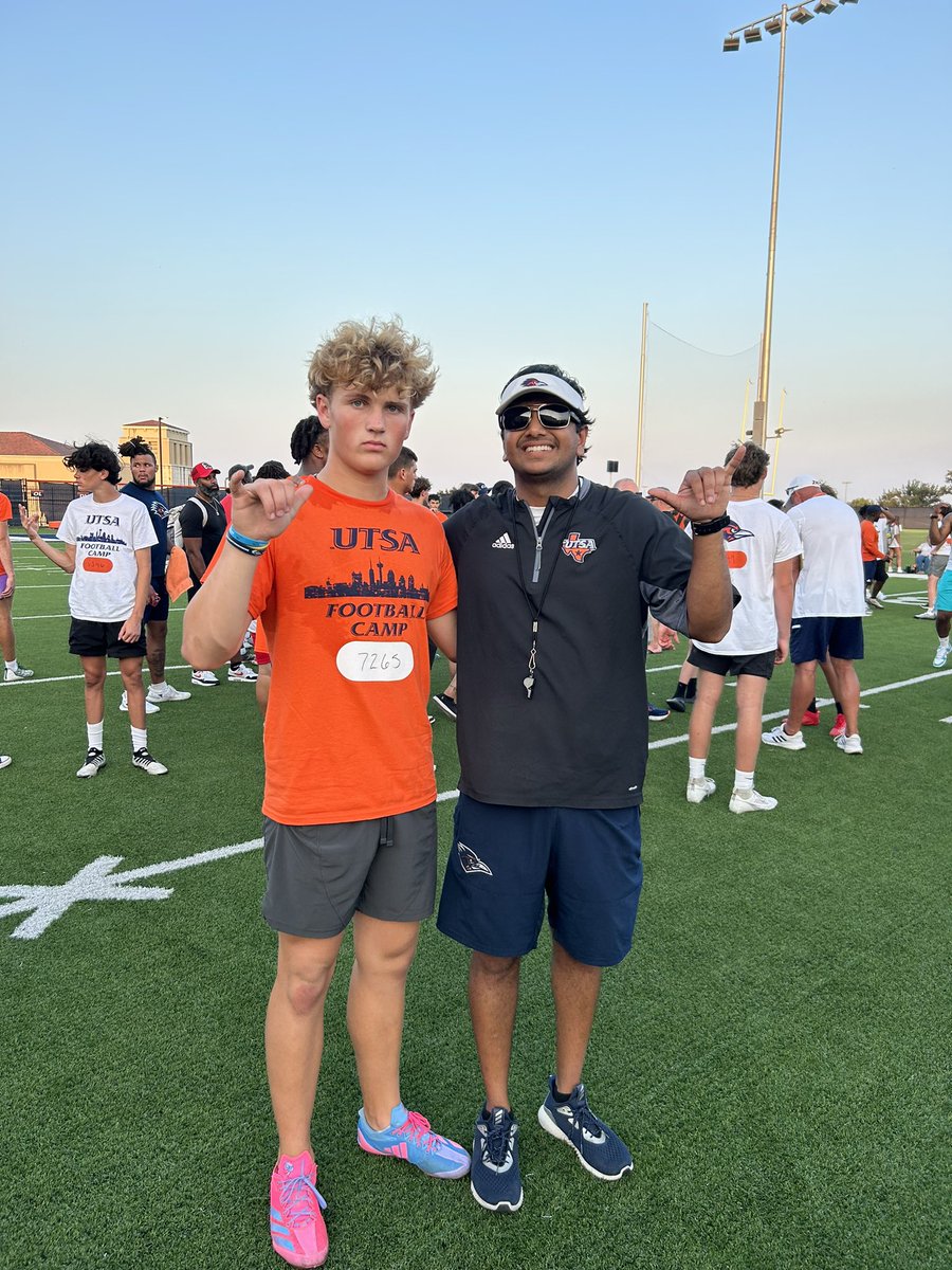 Rogan Parson (@rogan_212) on Twitter photo #AGTG after a great camp and conversation with <a href="/Coach_DrP/">Pavit Patel</a> I am blessed and honored to receive my first D1 offer from UTSA. #birdsup
<a href="/YVQBacademy/">YVQBacademy</a> <a href="/CoachTimYoder/">Tim Yoder</a> <a href="/CoachTraylor/">Jeff Traylor</a> <a href="/UTSAFTBL/">UTSA Football ๐</a> <a href="/utsafbrecruit/">UTSA Football Recruiting</a> #AGTG after a great camp and conversation with <a href="/Coach_DrP/">Pavit Patel</a> I am blessed and honored to receive my first D1 offer from UTSA. #birdsup
<a href="/YVQBacademy/">YVQBacademy</a> <a href="/CoachTimYoder/">Tim Yoder</a> <a href="/CoachTraylor/">Jeff Traylor</a> <a href="/UTSAFTBL/">UTSA Football ๐</a> <a href="/utsafbrecruit/">UTSA Football Recruiting</a>