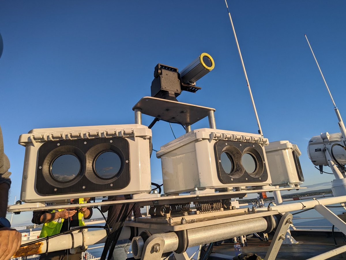 Zitterbart_WHOI's tweet photo. Whales, we are coming! Deployment of a new whale detection and identification system in Cabot strait to protect North Atlantic right whales @whoi @DFO_MAR #NARW https://t.co/wnWioAA75z