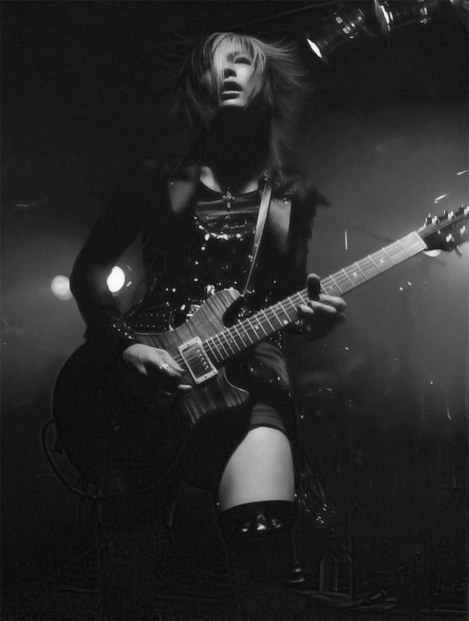 kaeporeon's tweet photo. I miss Uruha in garters https://t.co/n1dCsz0Ugg