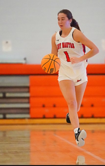 Congratulations to Lady Manta Junior Maya Collins on being named the 2023-2024 SunPreps Girls Basketballl Player of the year!!! #LadyMantaHoops #SunPreps