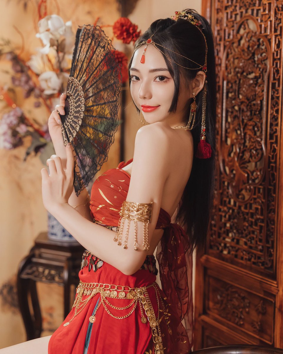 今晚只給你寵幸🔥
㊙️調戲宮中絕世美顏舞孃啾啾💋 
為了救國家而遠嫁它國的邊疆公主
（覺得自己越來越會想劇情了🤣

🔥購買蒐藏含隱藏版，可獲得加碼私訊福利❤️‍🔥
資深啾娃私訊Line，新朋友私訊JV站內
隱藏版內六分多鐘影片還有我跳舞的畫面喔🥰
https://t.co/iqbjd1nH3a https://t.co/l6lcJ94xQU