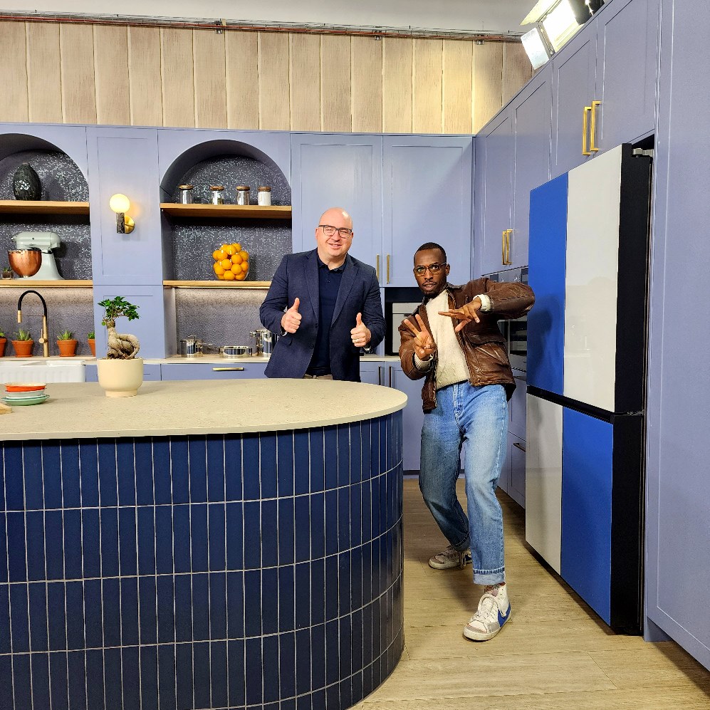 SamsungSA's tweet photo. EXPRESSo yourself 🎶! Which is exactly what #Samsung SA's Mark & Anesu did this morning on the @expressoshow. Come see about us @DecorexSA for a #BetterLife. We're AI-xcited! #AIforAll #DecorexCT #Decorex2024 #ExpressoShow https://t.co/lafMr2BqDe