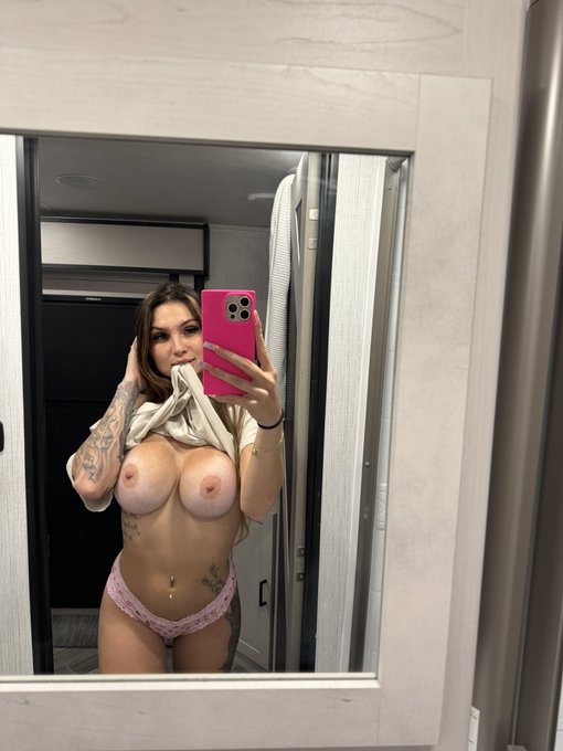 Colorado bound in the morning 😋 https://t.co/ETdRDJtTeB