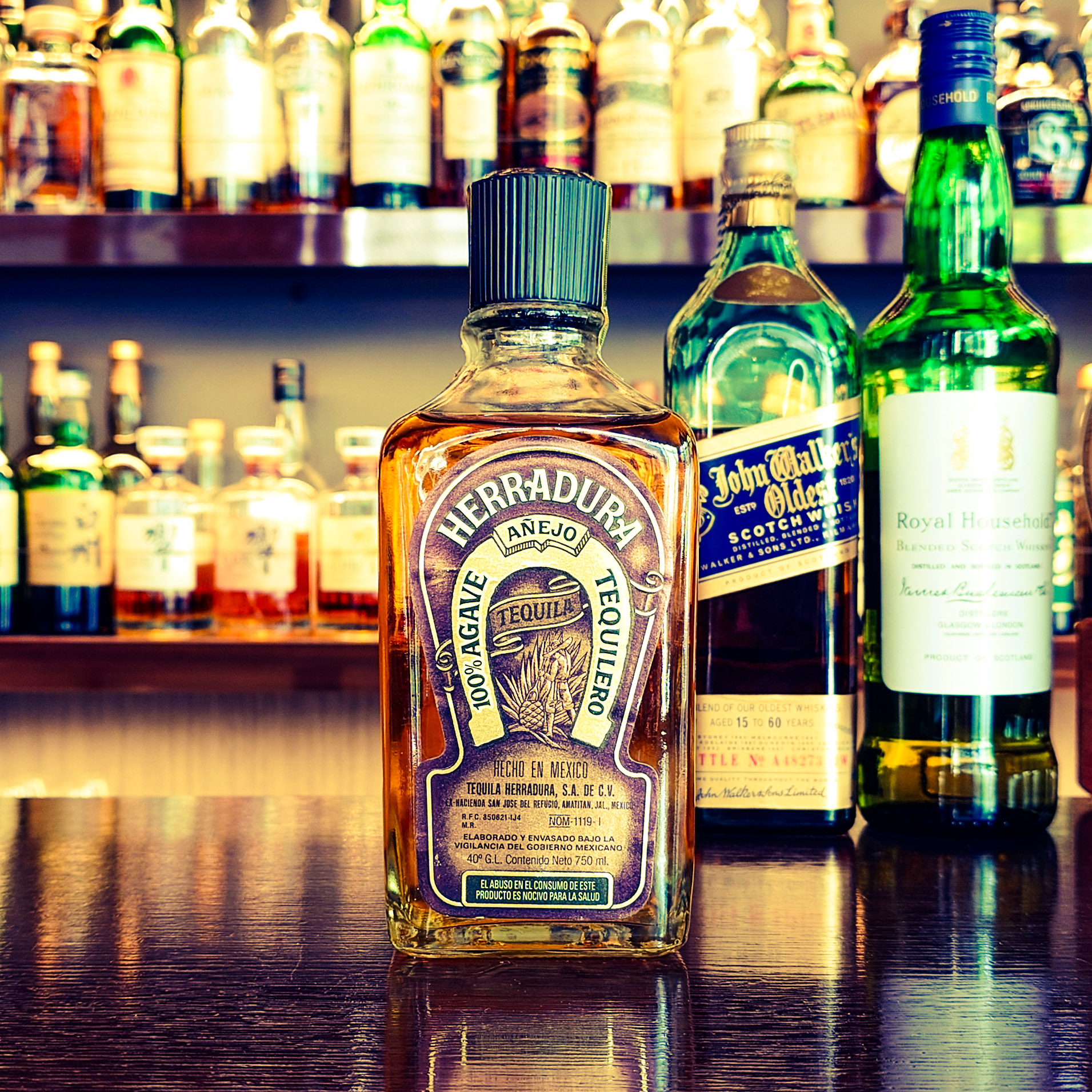 HERRADURA tequila anejo エラドゥーラ ウルトラ テキーラ