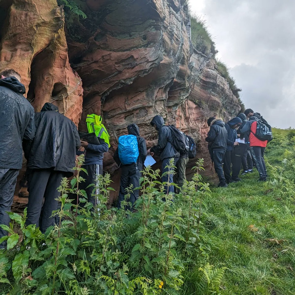 AGSB_Geology's tweet photo. Another excellent day yesterday around Teesdale. Fingers crossed the weather holds for our final mornings work #Geoliday #ThinkGeology @agsb_official https://t.co/46bq2CKxH3