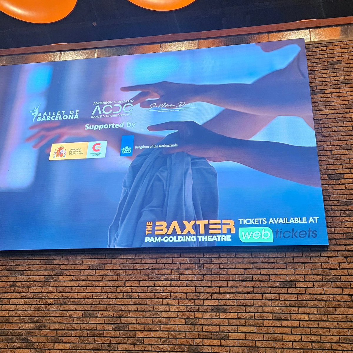 cg_cabo's tweet photo. Impressive performance yesterday in Intersect 2024 of @Ballet_de_Bcn at @BaxterTheatre. Until Saturday. Not to be missed
@EmbEspPretoria https://t.co/epCRXo78uJ