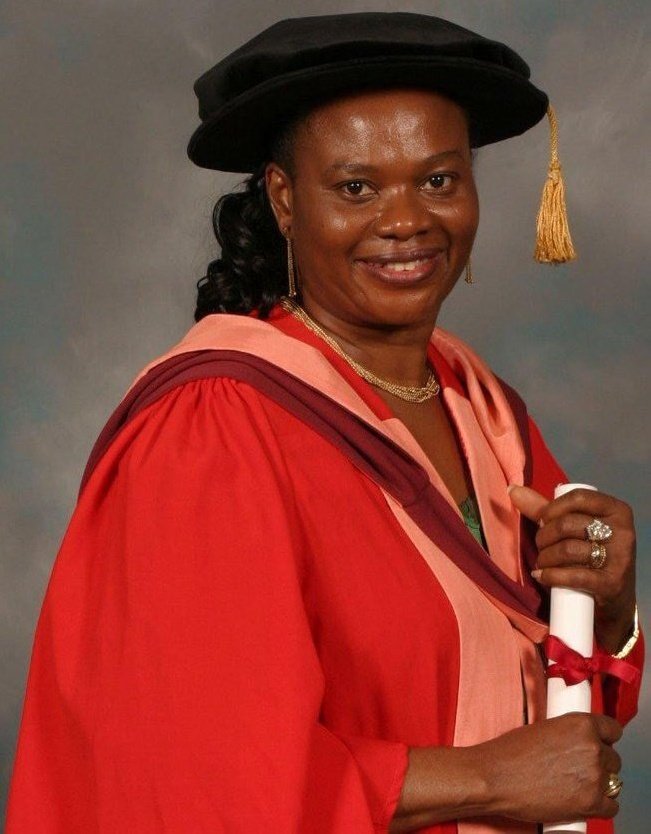 IgboHistoFacts's tweet photo. Today in History: Dora Akunyili died.

Prof. Dora Akunyili, (1954-2014). The incorruptible DG of NAFDAC who fought doggedly to eradicate unsafe products.

In 2001, she became the NAFDAC boss. By 2006, she reduced fake drugs circulation from 80% to 15%.

Gone but not forgotten! https://t.co/RXrycL7sMI